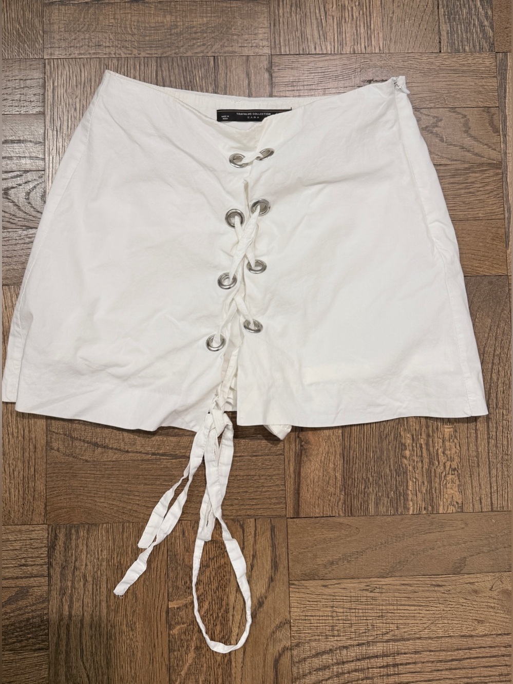 Zara White Lace-Up Eyelet Mini Skirt